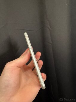 iPhone 8, 64gb White - 4