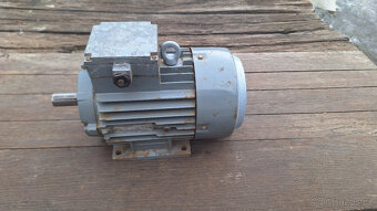 Elektromotor MEZ Mohelnice - 2,2 kW - 4