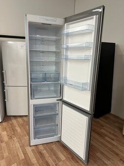 Lednice s mrazákem Bosch (104) - 4