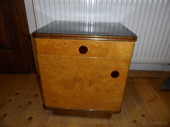 Skříň, noční stolek - 4