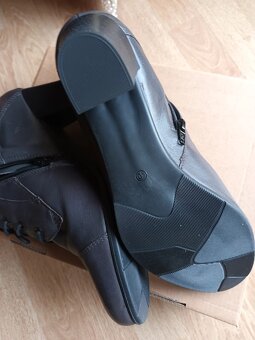 Kotníkové boty Baťa - 4