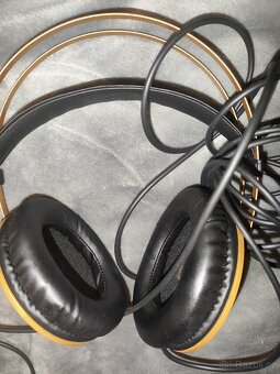 Sluchátka AKG K92 nové - 4