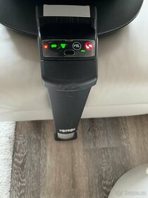 Autosedačka se základnou - 4