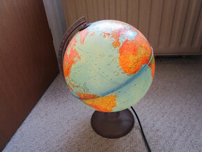 Pěkný zachovalý globus, výška 35 cm, průměr 25 cm, svítí - 4