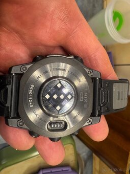 Garmin Fenix 8 solar saphire - 4