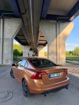 Volvo S60 2.0T 149kw - 4