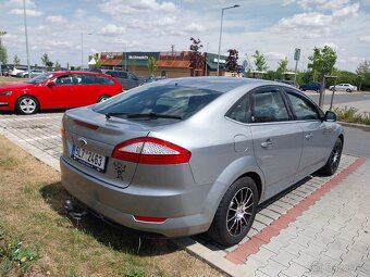 Ford Mondeo 2.0i Ghia - 4