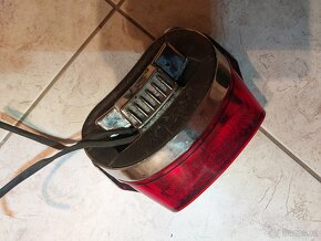 Harley Davidson zadní světlo OEM 68066-99A - 4