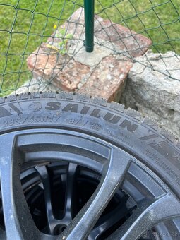 Alu Kola R17 235/45 + pneu - 4