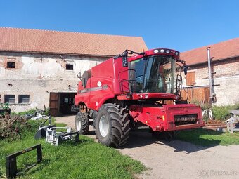 Sklízecí mlátička Case 9120 - 4