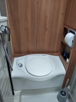Karavan Bürstner Averso 465 - 4
