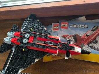 LEGO Creator 3v1 5892 Burácející tryskáč - 4