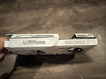 ZOTAC RTX 3070 WHITE AMP HOLO - 4