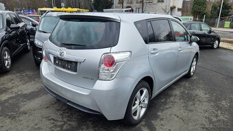 Toyota Verso 2,2D-4D - 4