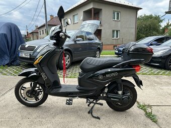 Elektroskútr Racceway E-Moped 70 km/h Nejlepší tuning 5,2kW - 4