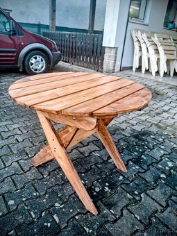 Ručně vyrobený nábytek ze smrkového dřeva. - 4