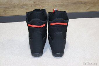 Snowboardové junior boty BURTON ZIPLINE BOA v. 40 - 4