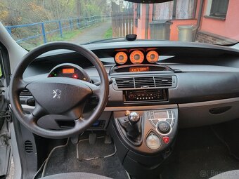 Peugeot 807 2.0i LPG - 4