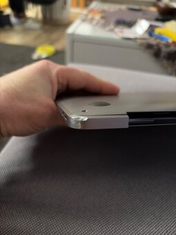 Model A2337 Air 13" (M1, 2020) spodni case - 4