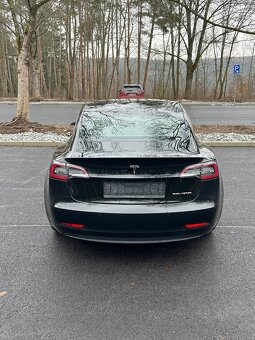 Tesla model 3 Long Range - 4
