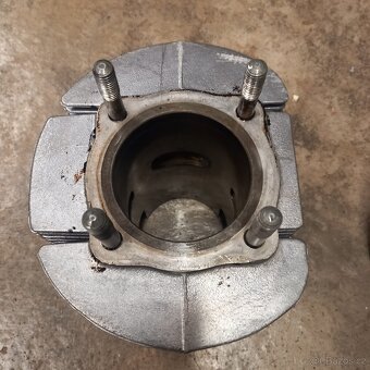 Trabant 601 náhradní díly - 4