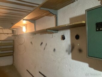 Prodám garáž Brno-Lesná - 4