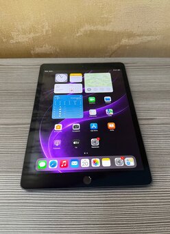 Apple iPad 7 32GB Space Gray, top stav - 4