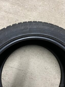 Pneu Nokian 275/45 R21 - 4