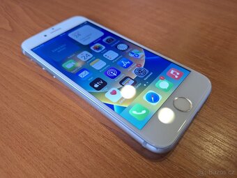 iPhone 8 white 64gb, baterie 100% - 4