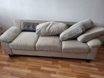 Gauč - 4