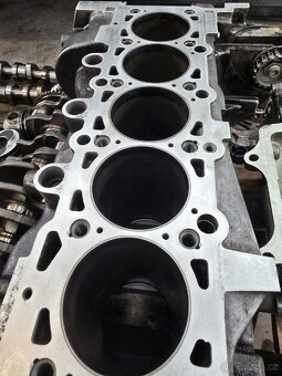 Motor VW T5 2,5 TDi 96kW kod BNZ po Go - 4