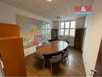Pronájem kancelářského prostoru, 156 m², Třinec, ul. 1. máje - 4