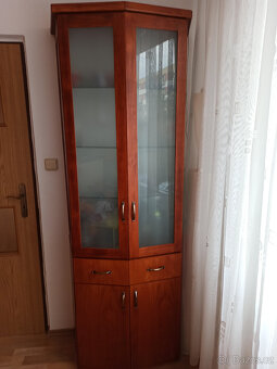 Nábytek - stoly, skříňky, šuplata - 4