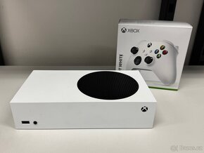 XBOX Series S - 512 GB + bezdrátový ovladač - 4