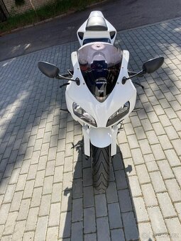 Honda CBR 1000 RR Fireblade - 4