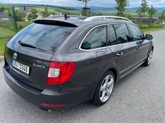 Škoda Superb 2 3.6 V6 4x4 combi TOP - 4