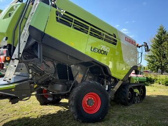 Sklízecí mlátička Claas Lexion 760 TT, adaptér na výběr V770 - 4