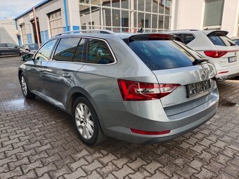 Skoda Superb Style 2.0 TDI 110kW ACC NAVI PANORAMA CANTON - 4