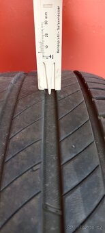 Prodám 4x letní 225/55R17 Michelin - 4