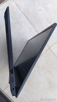 Lenovo V15 G2 ITL - i5, 8GB RAM, SSD 256GB - 4