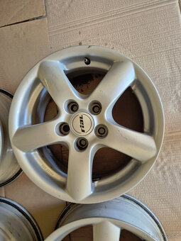 Alu R15 Rial 5x108 6,5x15 ET45 - 4