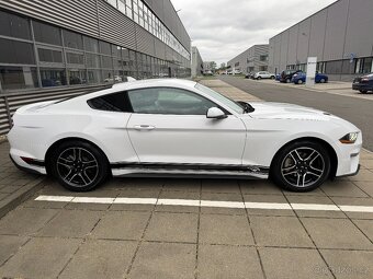 Ford Mustang 2.3i 233kW Automat rv.2021, Najeto 79 tis km - 4
