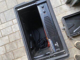Zesilovač behringer europower ep2500 +bedna SKB orange - 4
