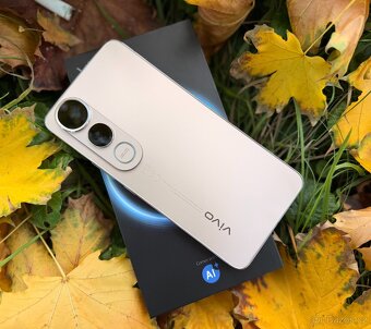 Vivo V50 lite 5G zlatý 8gb/256gb - 4