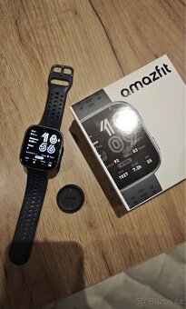 Xiaomi 15 256GB + amazfit bip6 - 4