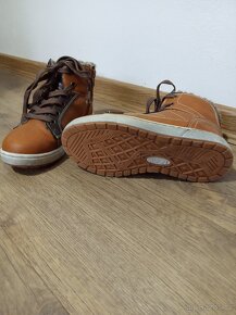 Zimní boty, vel. 32, stélka 20 cm - 4