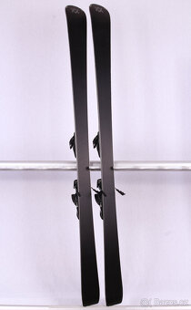 Použité dámské lyže VOLKL FLAIR SC 2024 - 4