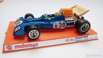 Mattel auta 1:28 - 4