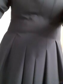 Dámské šaty - 4