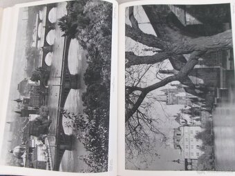 Praha ve fotografii - Karel Plicka + tabule... - 4